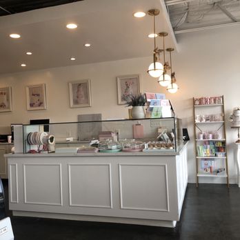 Le Swan - Bakeries Near Me - Houston, Texas Le Swan - Bakeries Near Me - Houston, Texas
