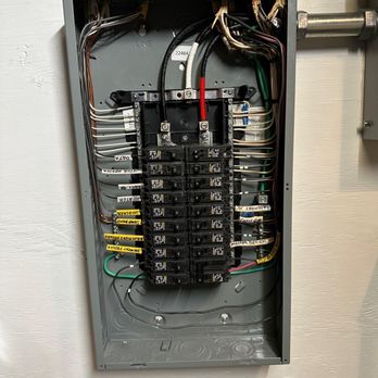 AM Electrical Solutions - Electricians Near Me