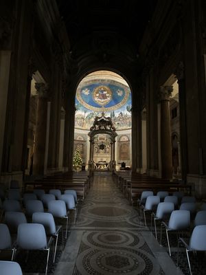 Basilica di Santa Croce in Gerusalemme by null