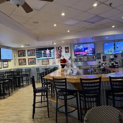 Yuma Landing Bar & Grill - Lounge and bar
