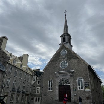La Maison Smith - View of the church square from the outdoor seating. - Desserts Near Me - Quebec City, Quebec La Maison Smith - View of the church square from the outdoor seating. - Desserts Near Me - Quebec City, Quebec