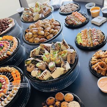 17 Restaurant and Sushi Bar - Sushi Bars Near Me - Miami Beach, Florida 17 Restaurant and Sushi Bar - Sushi Bars Near Me - Miami Beach, Florida