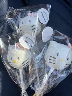 NY Cake Pops by null