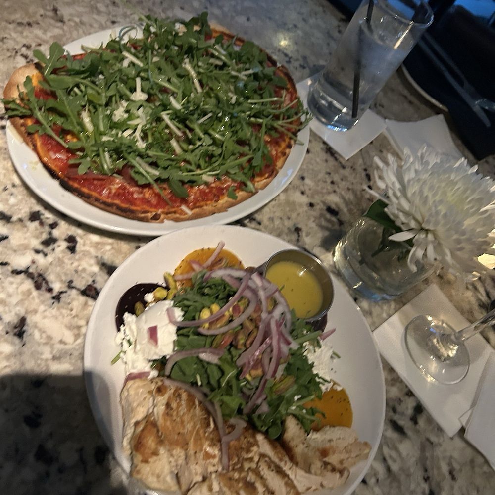 Hanny's - Lounges Near Me - Phoenix, Arizona