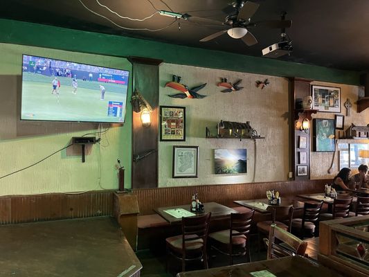 O'Sheas Irish Pub by null