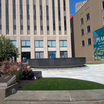 Montgomery Courthouse Square - Montgomery Courthouse Square, Dayton - Landmarks & Historical Buildings Near Me - Dayton, Ohio
