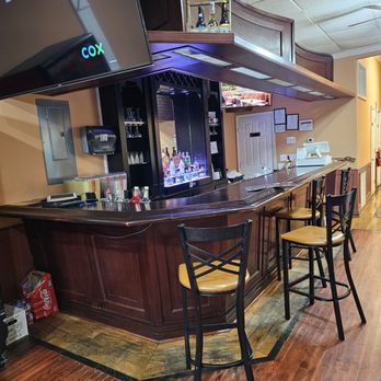 El Paraiso Honduran Restaurant - The bar of the restaurant. - Latin American Near Me - Roanoke, Virginia