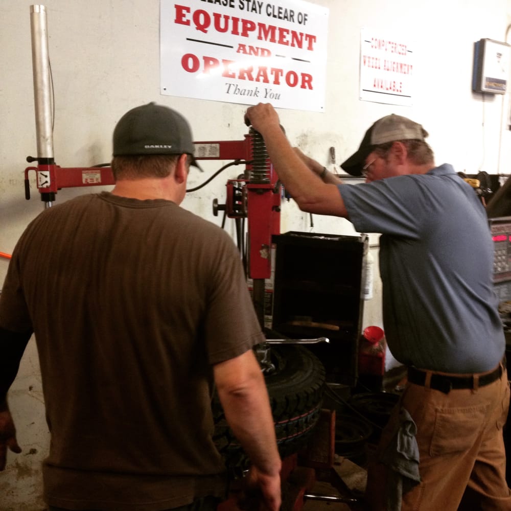 SHEAVES GARAGE Updated August 2024 10 Photos 610 Middlebrook Ave