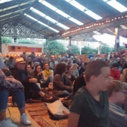 Cinema Urbana - The crowd