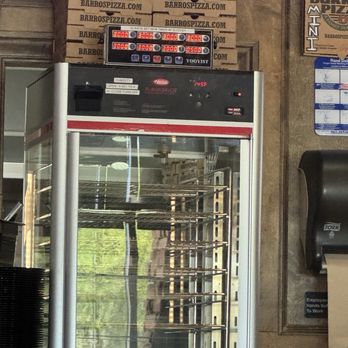 Barro's Pizza - No slices available. Wait time: 20 minutes - Pizza Near Me - Scottsdale, Arizona