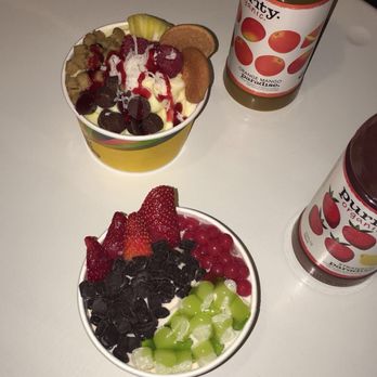 Orange Leaf Frozen Yogurt - two bowls of fruit and yogurt - Ice Cream & Frozen Yogurt Near Me - Concord, New Hampshire