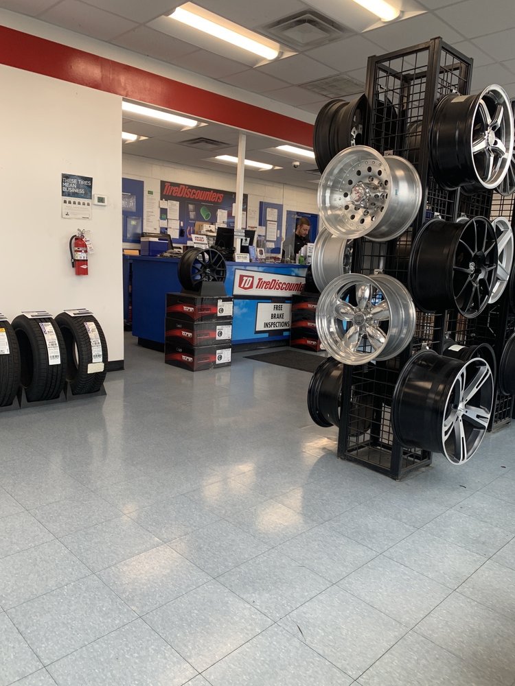 TIRE DISCOUNTERS Updated September 2024 21 Reviews 1099 E Eads