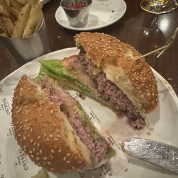 Burger medium rare