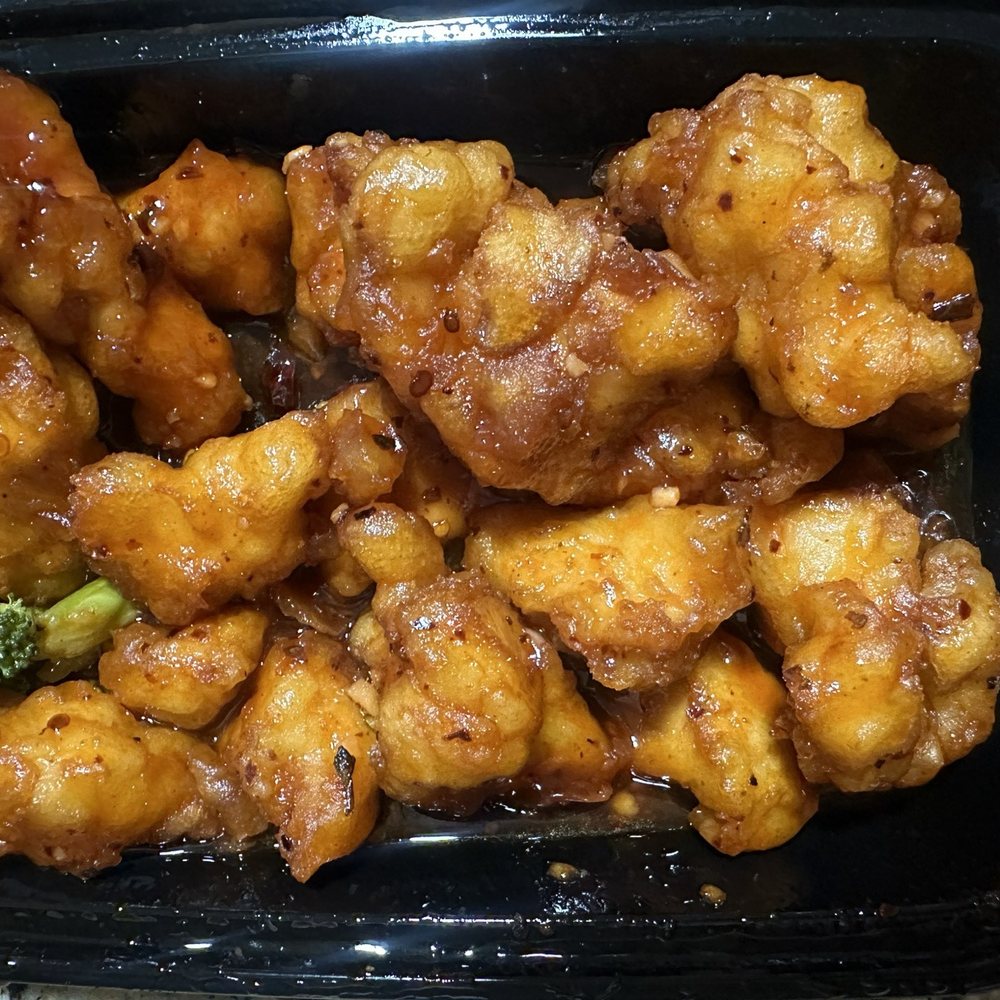 WEI Authentic Chinese - C7. General Tso's Chicken - Cantonese Near Me - Buford, Georgia WEI Authentic Chinese - C7. General Tso's Chicken - Cantonese Near Me - Buford, Georgia