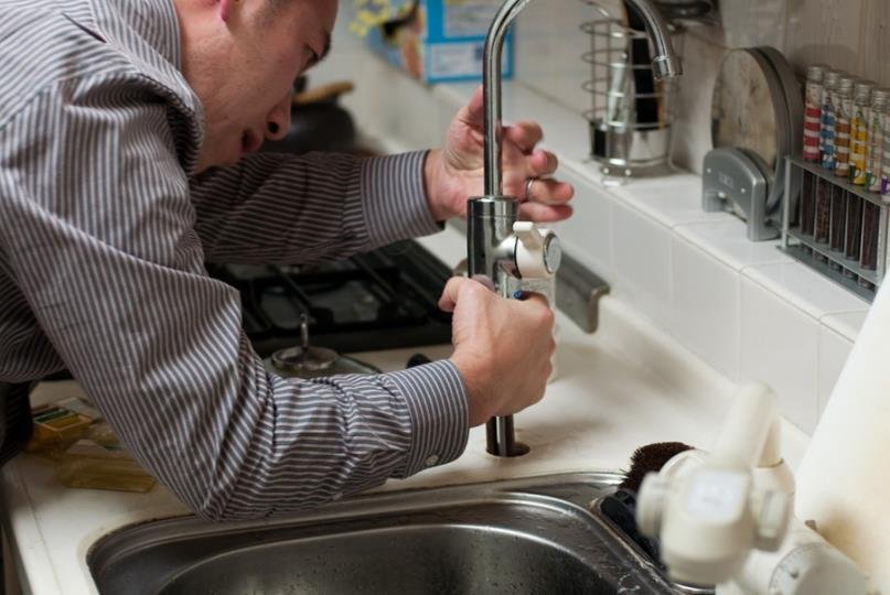 Slide of Leggy Plumbing & Heating