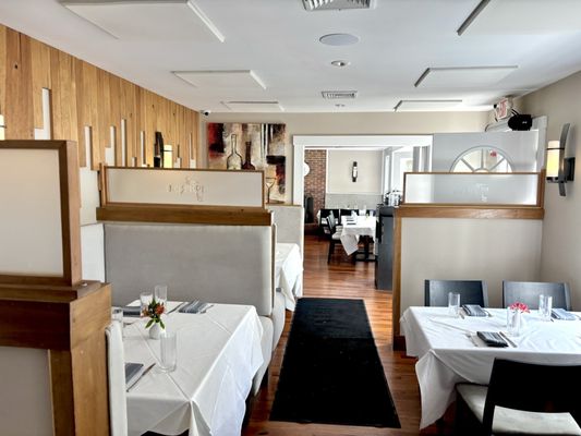 19 Raw Oyster Bar by null