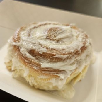 Say So Sweets - The cinnamon roll - Desserts Near Me - Jacksonville, Florida