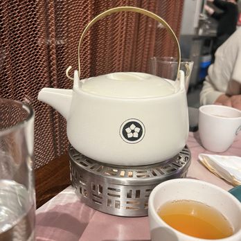 Palette Tea Garden & Dim Sum - jasmine tea - Dim Sum Near Me - San Mateo, California