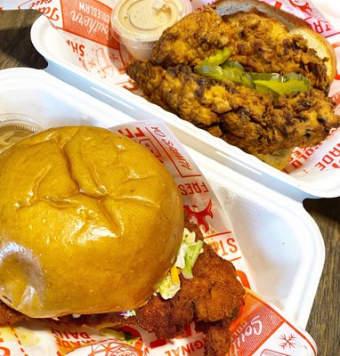 Original Clyde's Hot Chicken by null