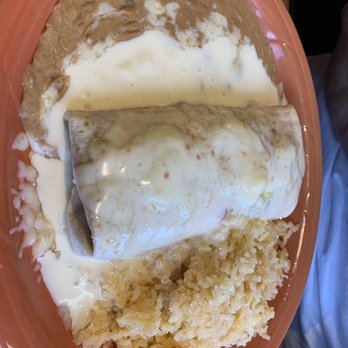 Las Salsas - Ground Beef burrito - Mexican Near Me - Marion, North Carolina Las Salsas - Ground Beef burrito - Mexican Near Me - Marion, North Carolina