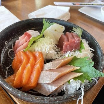 Sushi Mafia - Chirashi - Sushi Bars Near Me - Long Beach, California