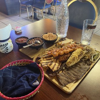 La Ilusion Al Carbon - The main course! - Mexican Near Me - Tacoma, Washington