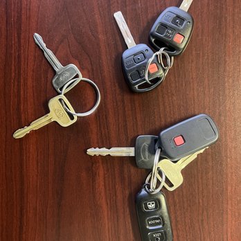Bruns Motors - Every car comes with at least two keys. - Used Car Dealers Near Me - Orange, California Bruns Motors - Every car comes with at least two keys. - Used Car Dealers Near Me - Orange, California
