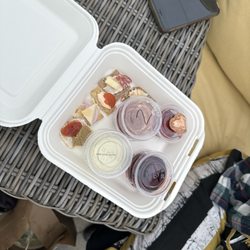 Fabbioli Cellars - Wine flight with snacks