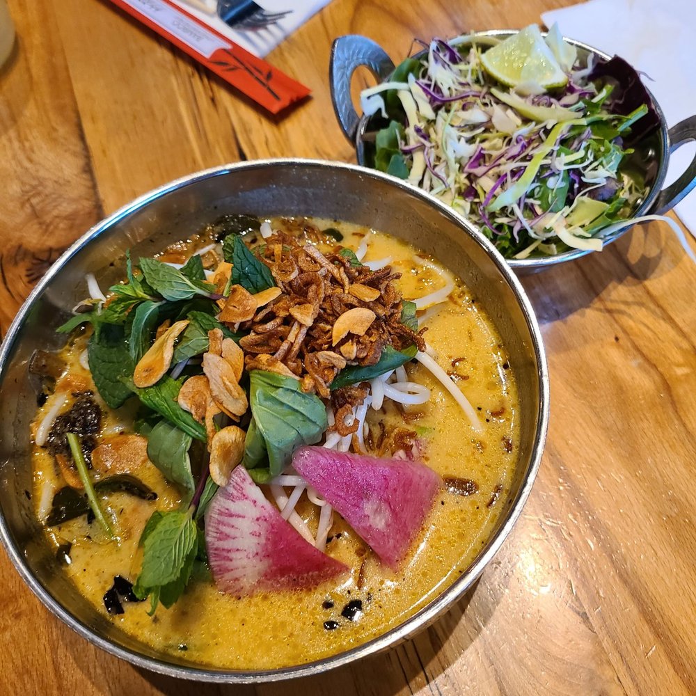 Spork - Shrimp and Pork Belly Yellow Curry daily special - Mexican Near Me - Bend, Oregon