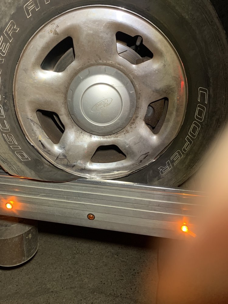 CHUCKS AUTO & TOWING Updated September 2024 640 W Fawn River Rd