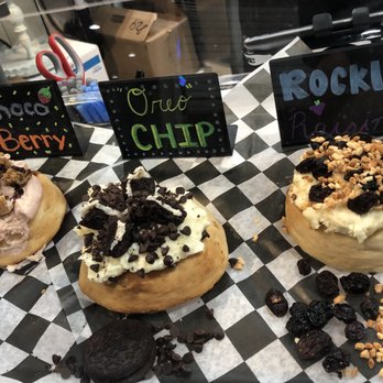 Cinnaholic - These cinnamon buns are to die for! - Desserts Near Me - Corona, California Cinnaholic - These cinnamon buns are to die for! - Desserts Near Me - Corona, California