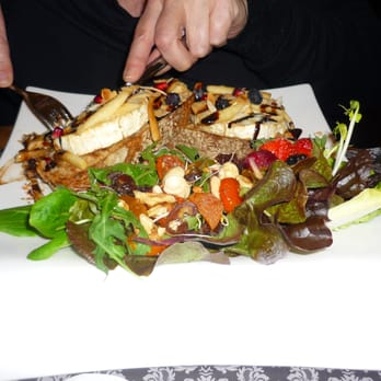 De Rosenobel - Sla met geitenkaas!! Reusachtig! - Vegetarian Near Me - Antwerp, VAN De Rosenobel - Sla met geitenkaas!! Reusachtig! - Vegetarian Near Me - Antwerp, VAN