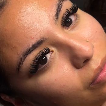 BlinxbyJae - WET SET - BlinxbyJae 

Text 8187234164 to book ! - Eyelash Service Near Me
