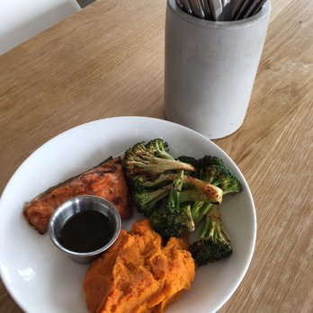 MIXT - Steelhead trout with chimichurri sauce, spicy broccoli, sweet potato mash - Salad Near Me - San Ramon, California