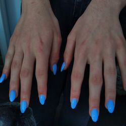 Nails Time - My daughter's nails. Who can spot the mistakes ?