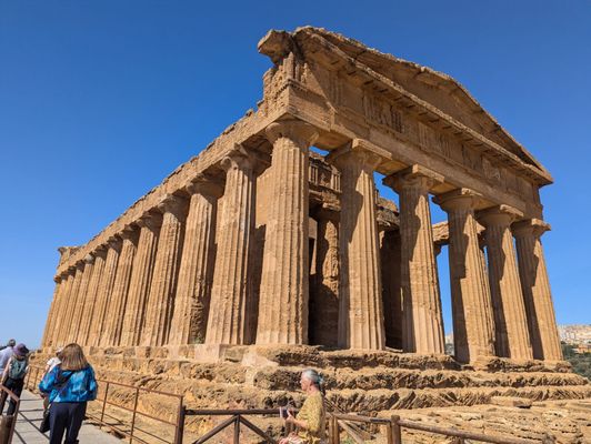 Temple of Heracles by null