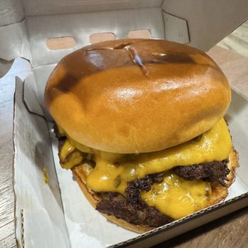 Buffalo Wild Wings - Bacon-Smashed Hatch Chile Burger - Sports Bars Near Me - Elk Grove, California Buffalo Wild Wings - Bacon-Smashed Hatch Chile Burger - Sports Bars Near Me - Elk Grove, California