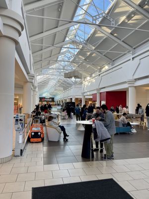 Freehold Raceway Mall by null