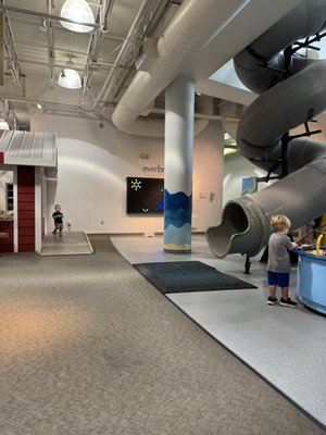 Discovery Center at Murfree Spring by null