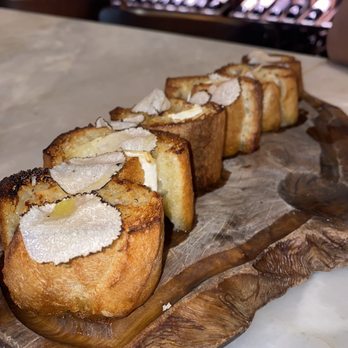 Wally's - Truffle Wood Oven Baked Brie - New American Near Me - Beverly Hills, California