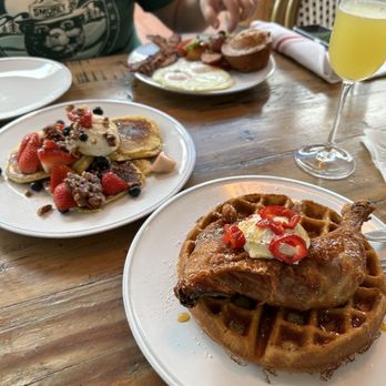 d’Alba - Chicken & Waffles, Lemon Ricotta Pancakes, Breakfast Plate - New American Near Me - Houston, Texas