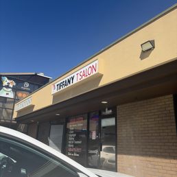 Store front, easy parking Store front, easy parking