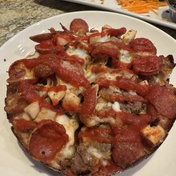 BJ's Restaurant & Brewhouse - all meat personal pizza - happy hour - American Near Me - Concord, California