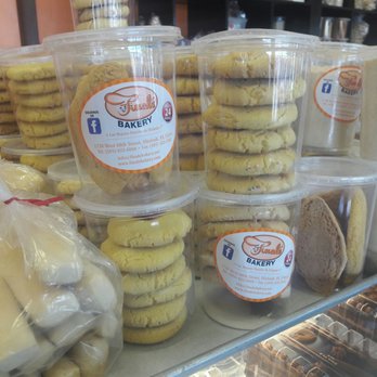 Finale Bakery - Bakeries Near Me - Hialeah, Florida