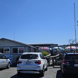 Gill's By The Bay