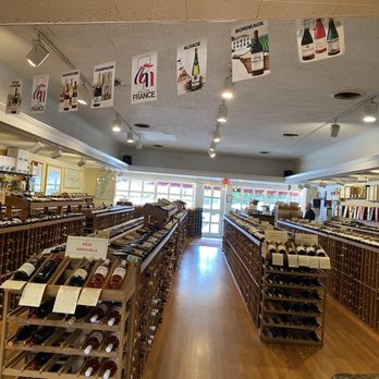 J Emerson - Interior - Beer, Wine & Spirits Near Me - Richmond, Virginia J Emerson - Interior - Beer, Wine & Spirits Near Me - Richmond, Virginia