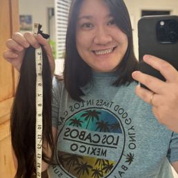 Hair donation, Women's Haircut