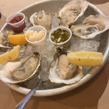 Crabby's Oyster Bar - Oysters - Seafood Near Me - Jensen Beach, Florida Crabby's Oyster Bar - Oysters - Seafood Near Me - Jensen Beach, Florida