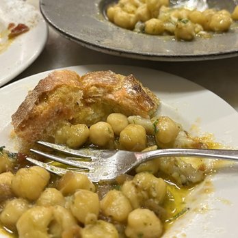 El Xampanyet - Beans and tripe so yummy! - Tapas Bars Near Me - Barcelona, B El Xampanyet - Beans and tripe so yummy! - Tapas Bars Near Me - Barcelona, B
