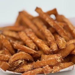 Leo’s Smash Burgers & Dogs - Sweet potatoes fries